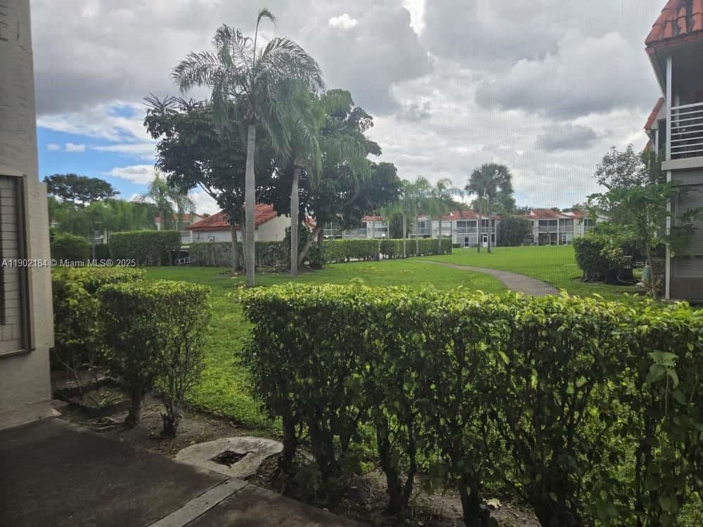 CYPRESS AT WOODMONT III - Residential Lease