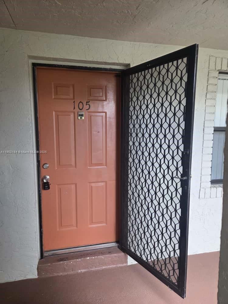 CYPRESS AT WOODMONT III - Residential Lease