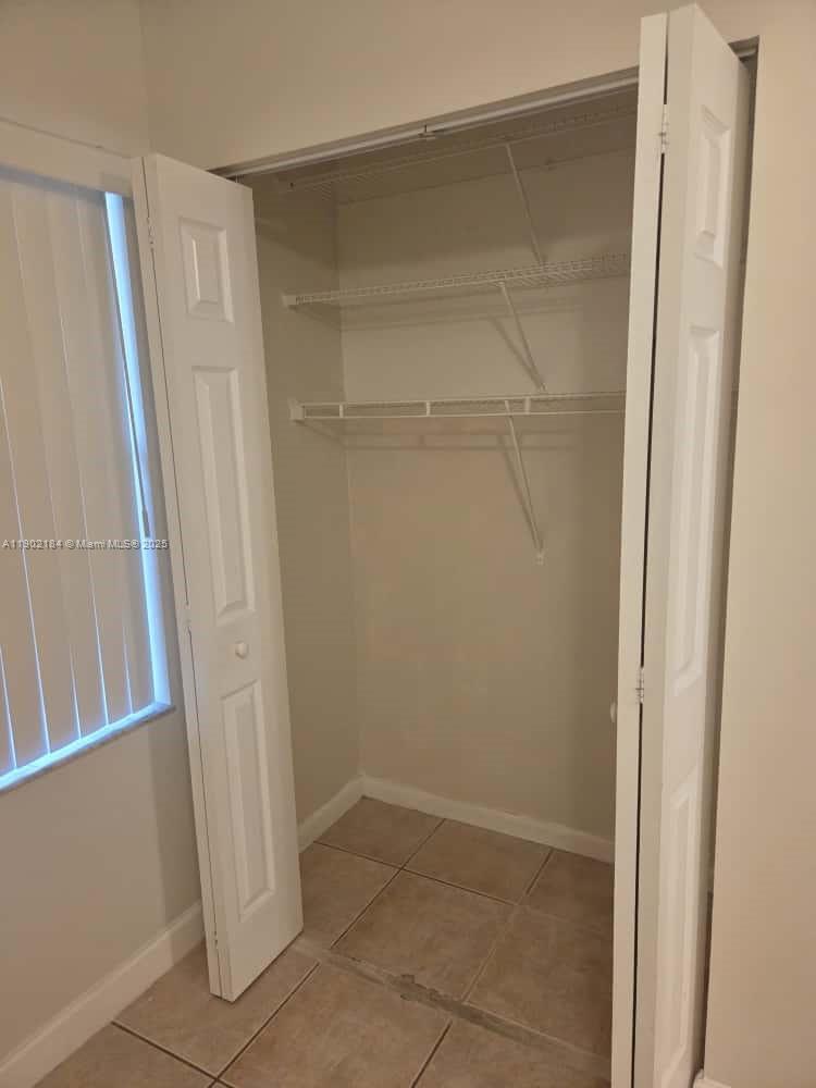 CYPRESS AT WOODMONT III - Residential Lease