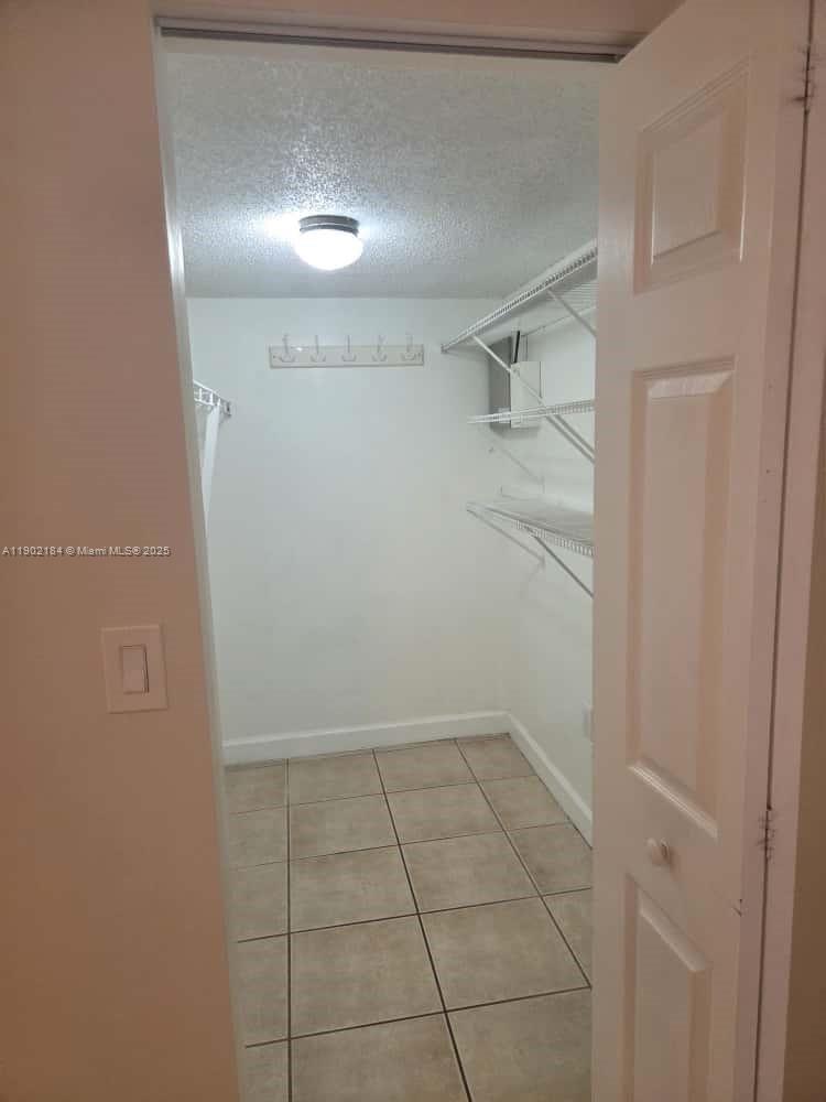 CYPRESS AT WOODMONT III - Residential Lease