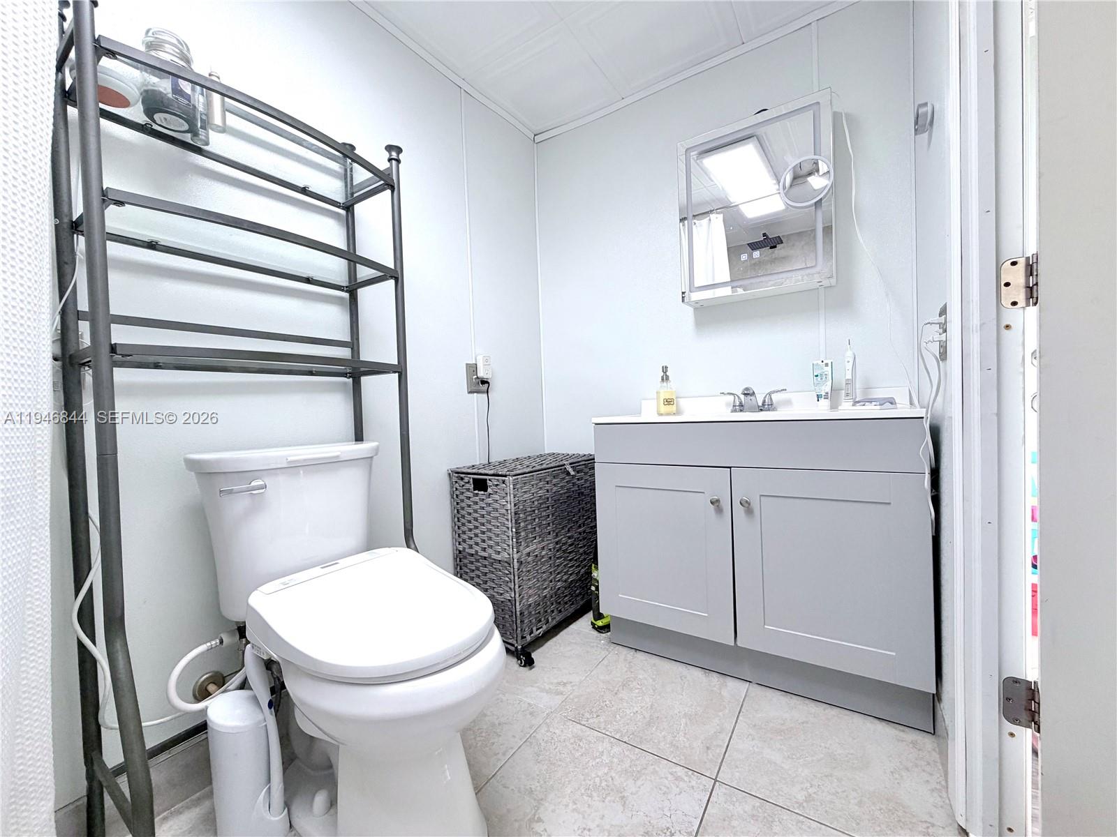 KINGS MANOR ESTATES WEST - Residential