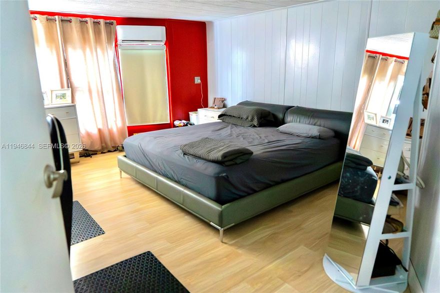 Move-in ready home offered at the best price in the area, featuring 4 bedrooms and 3 full bathrooms, with a functional and spacious layout that includes laundry room, kitchen, dining area, and living room, all very well maintained. Motivated sellers make this an excellent opportunity, ideal for large families or income-producing purposes. Located in a quiet, family-friendly and centrally located community, the property offers great amenities such as a swimming pool, clubhouse, and game room, providing comfort, convenience, and quality lifestyle. Lenders available to assist with financing.Schedule your showing today!