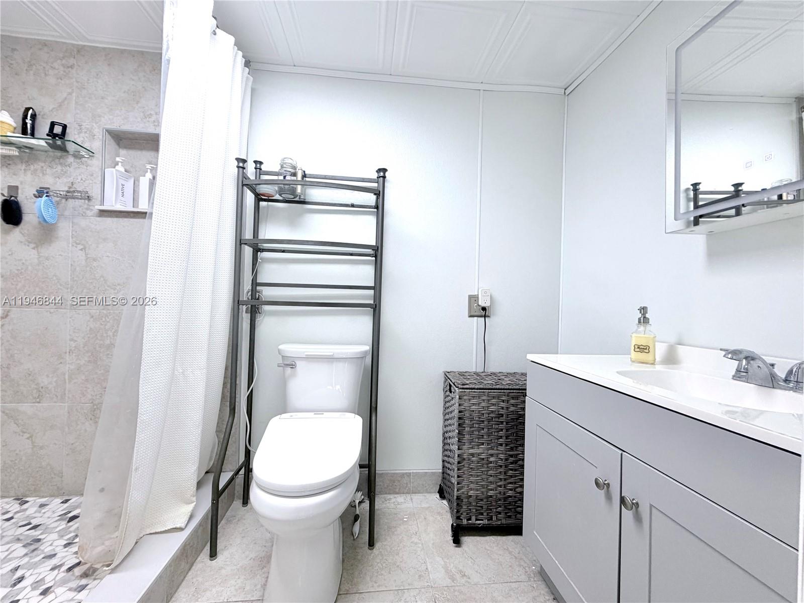 KINGS MANOR ESTATES WEST - Residential