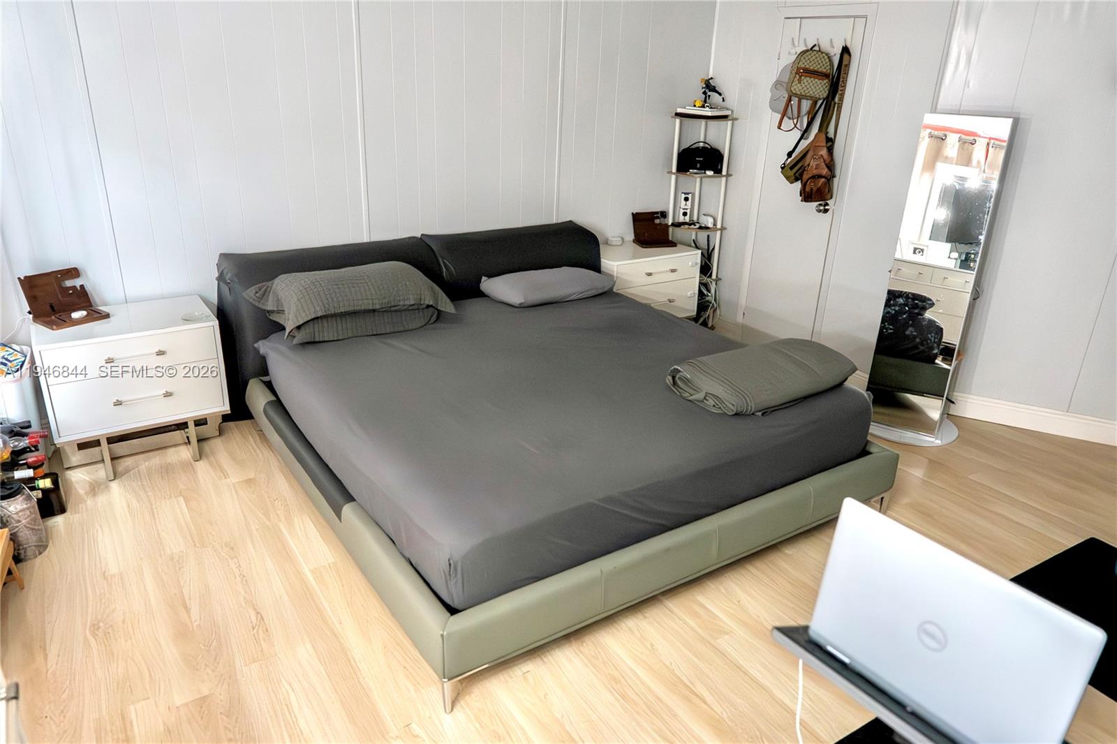 KINGS MANOR ESTATES WEST - Residential