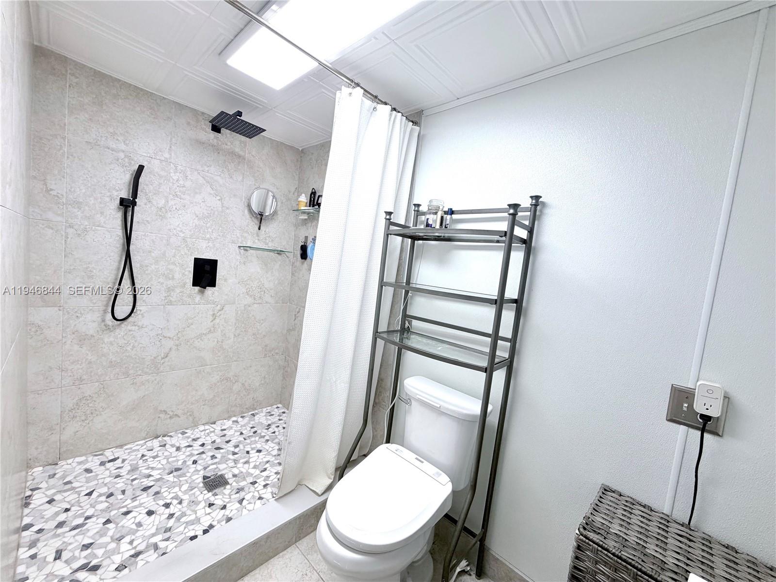 KINGS MANOR ESTATES WEST - Residential