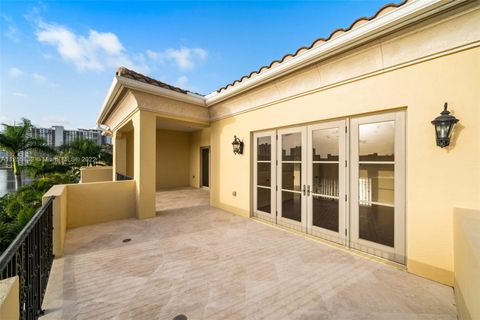 A home in Aventura
