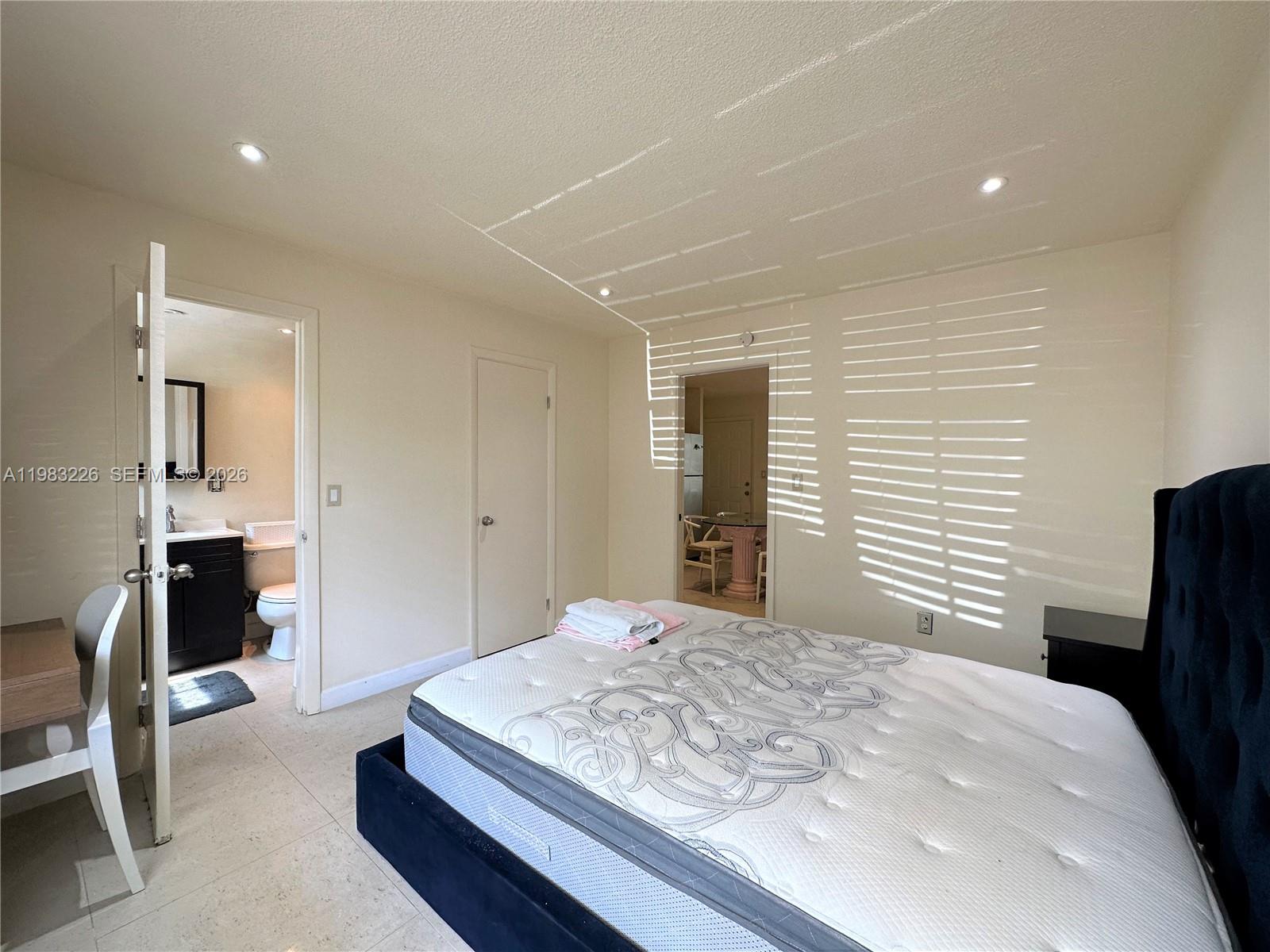 BEACH MANOR CONDO - Residential Lease