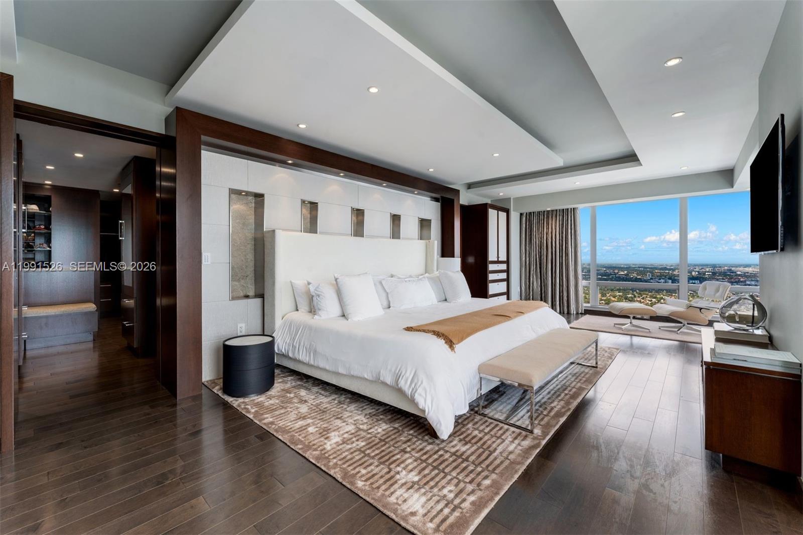 MILLENNIUM TOWER RESIDENC - Residential