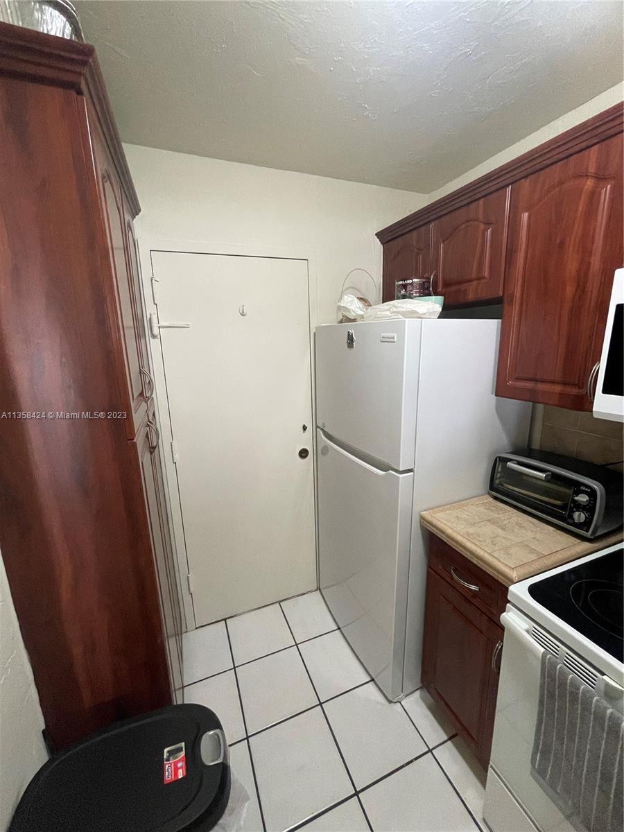 TRITON TOWER CONDO - Residential