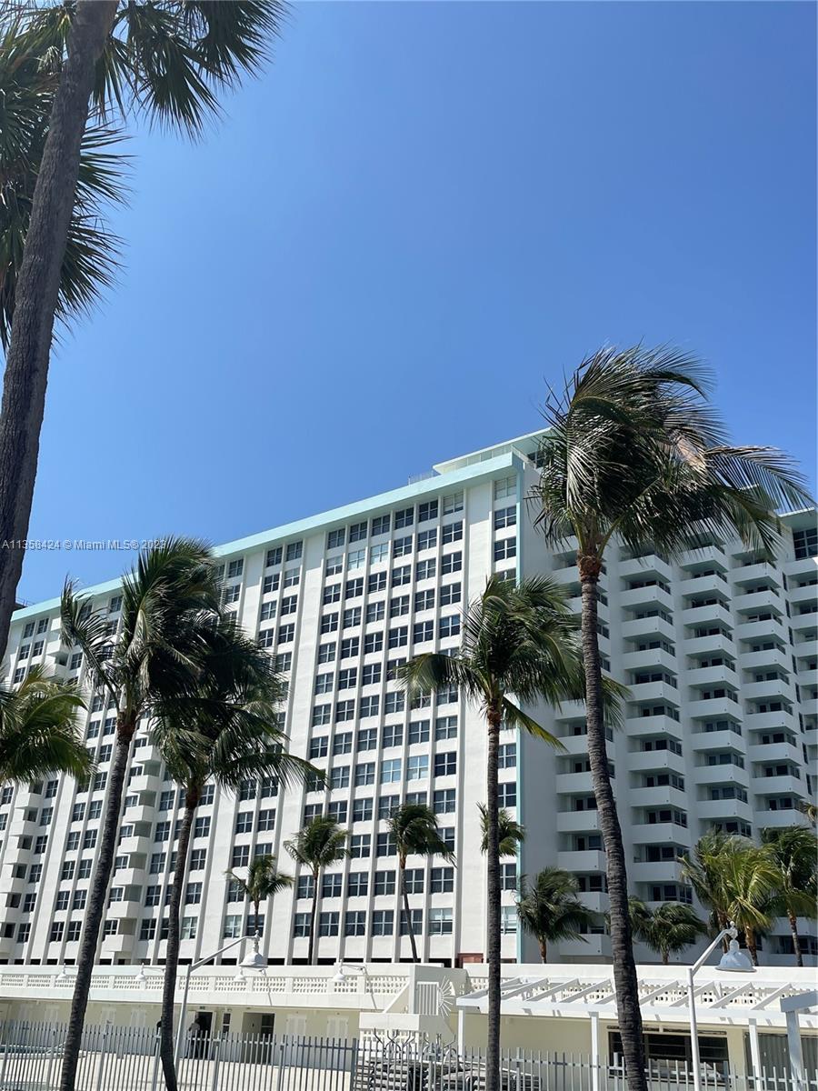 TRITON TOWER CONDO - Residential