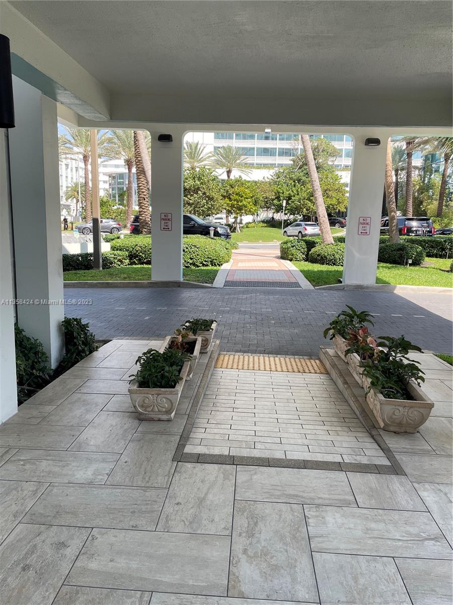 TRITON TOWER CONDO - Residential