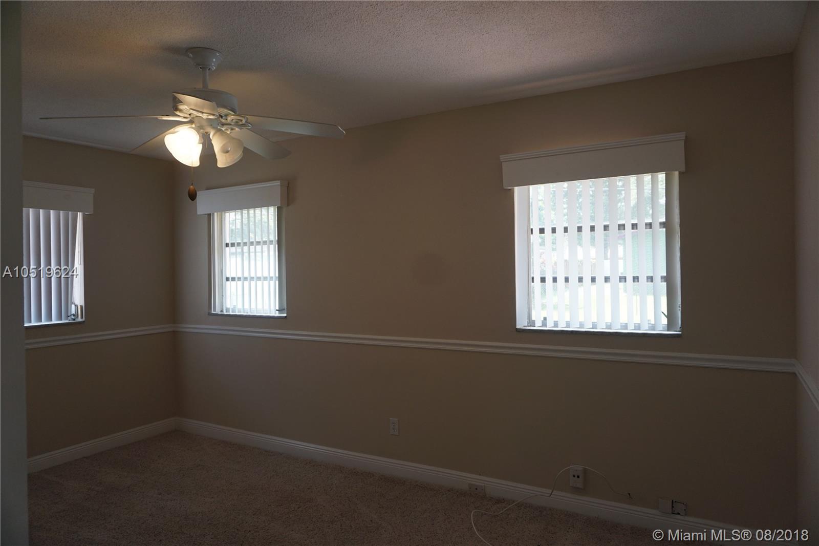 MIRROR LAKE ESTATES SEC 2 - Residential Lease