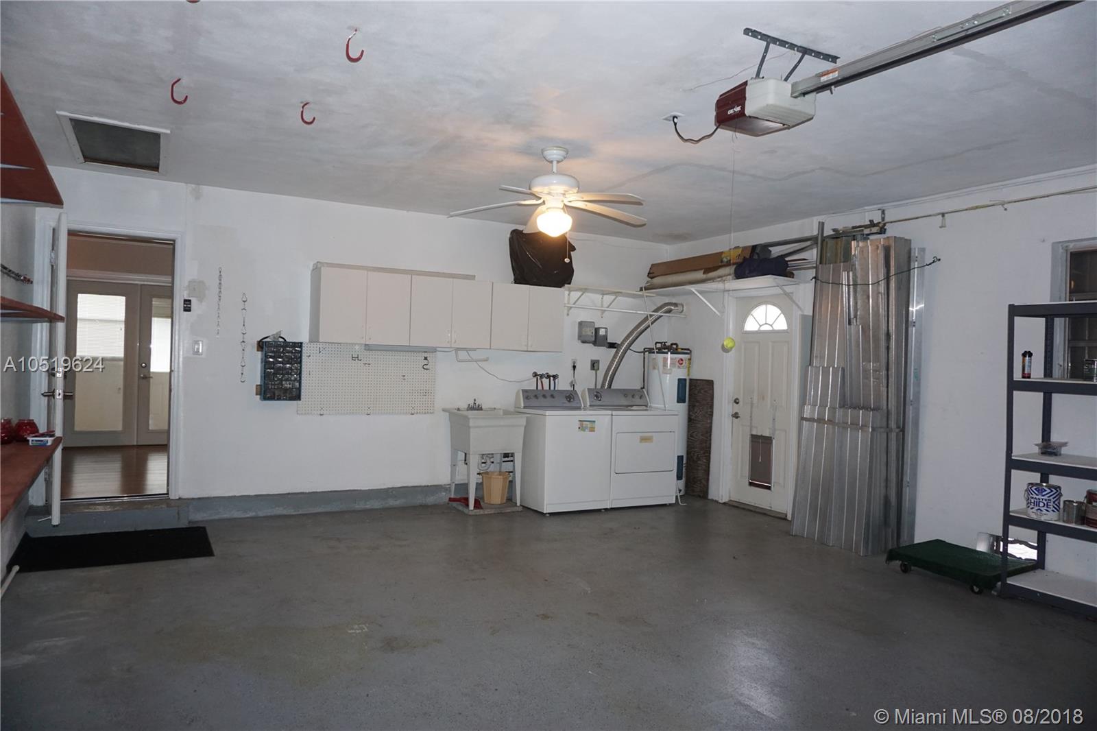 MIRROR LAKE ESTATES SEC 2 - Residential Lease