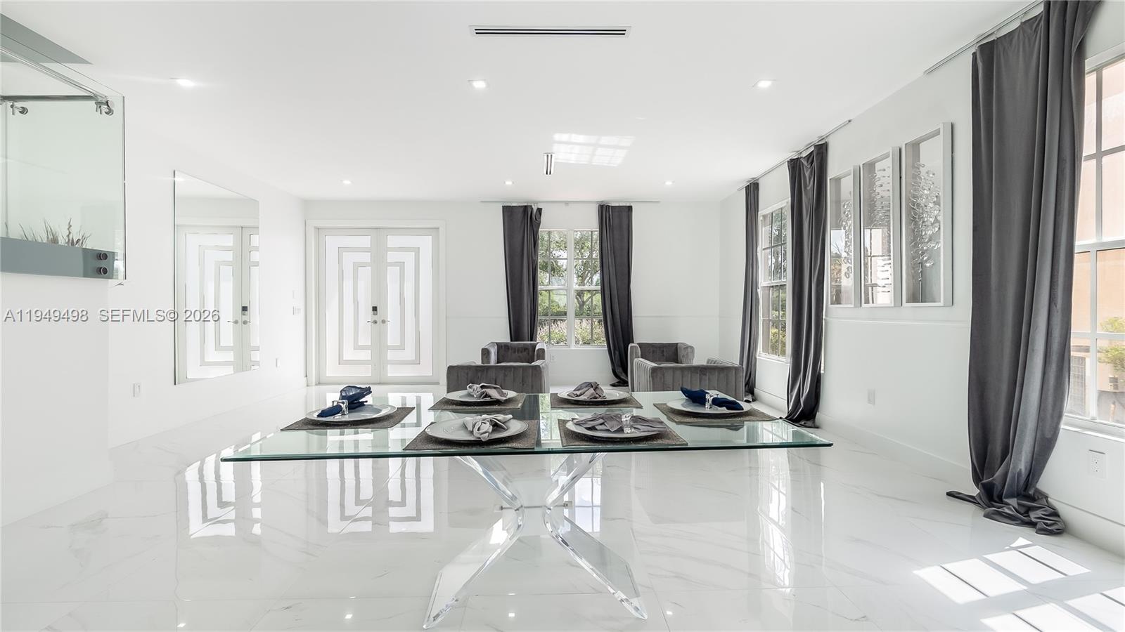 SUNSET FALLS PLAT 1 - Residential