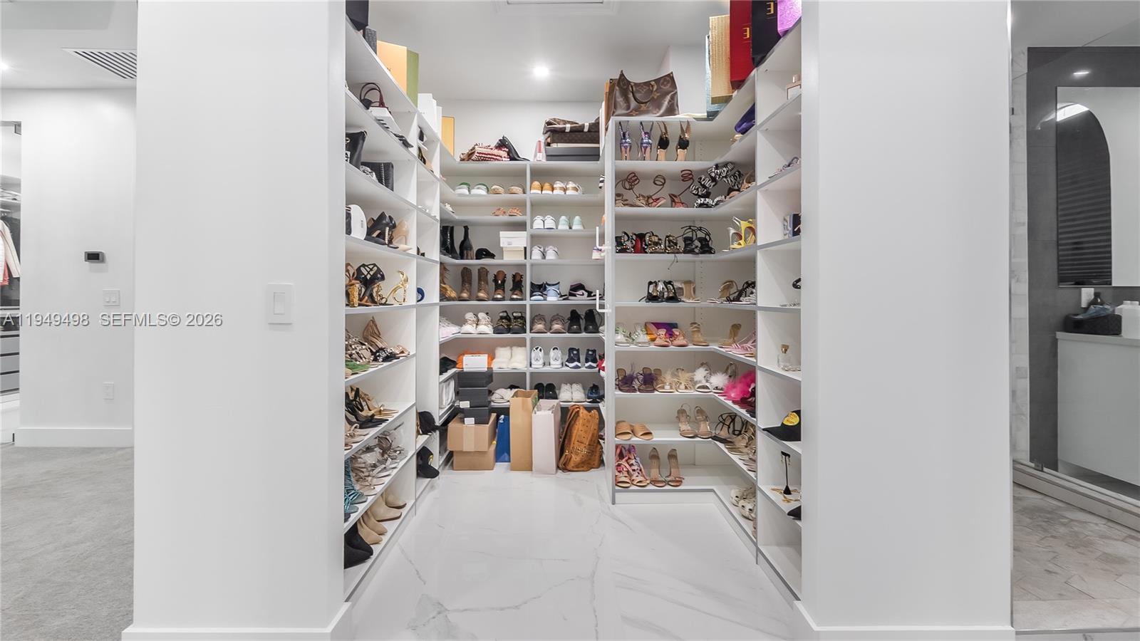 SUNSET FALLS PLAT 1 - Residential