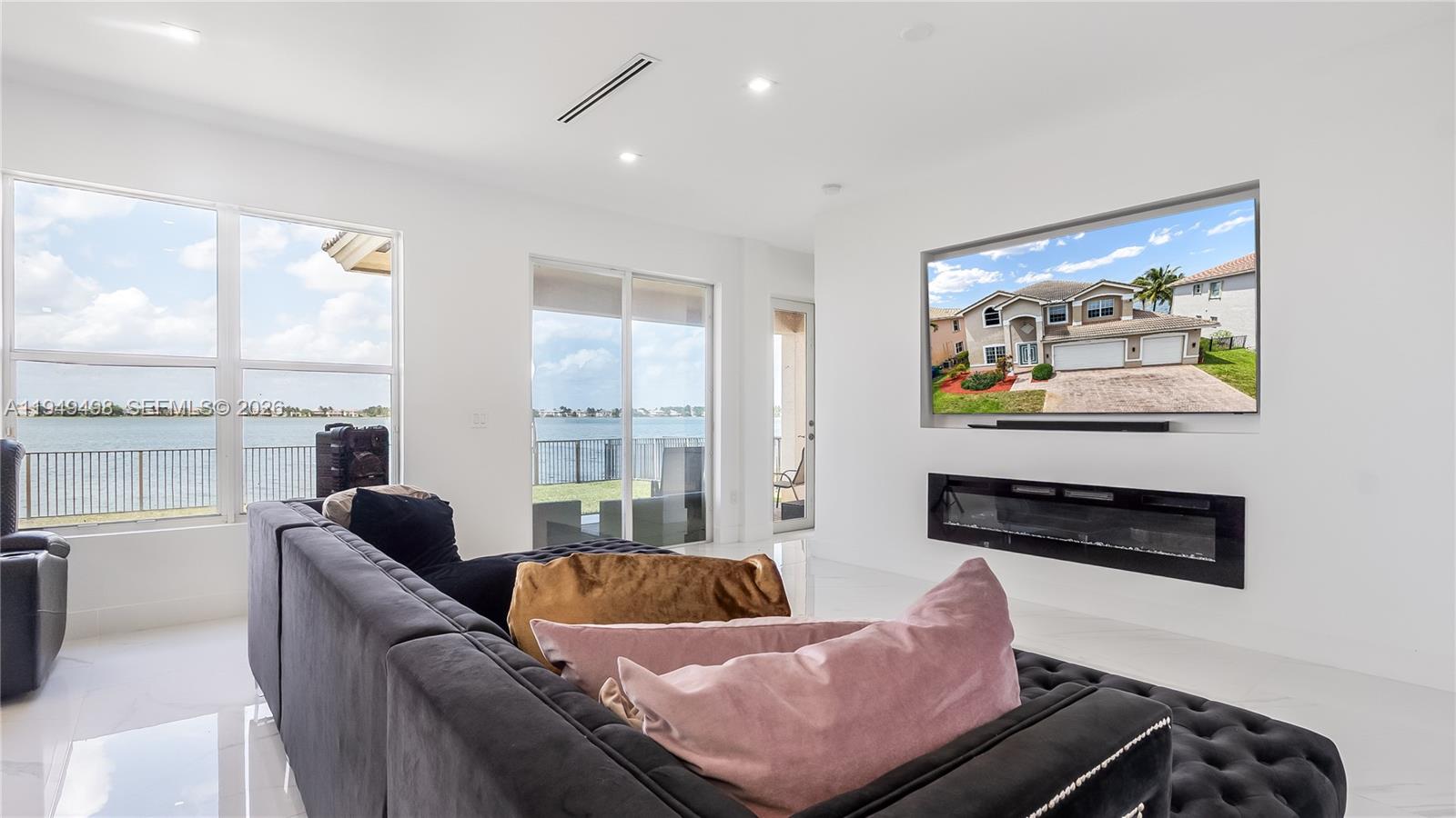 SUNSET FALLS PLAT 1 - Residential