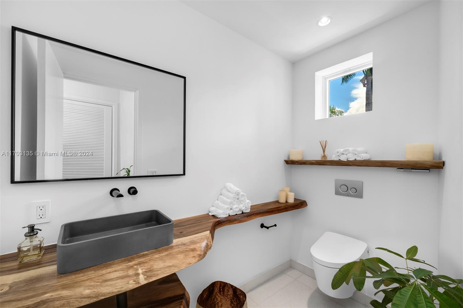 RIVO ALTO AMD - Residential