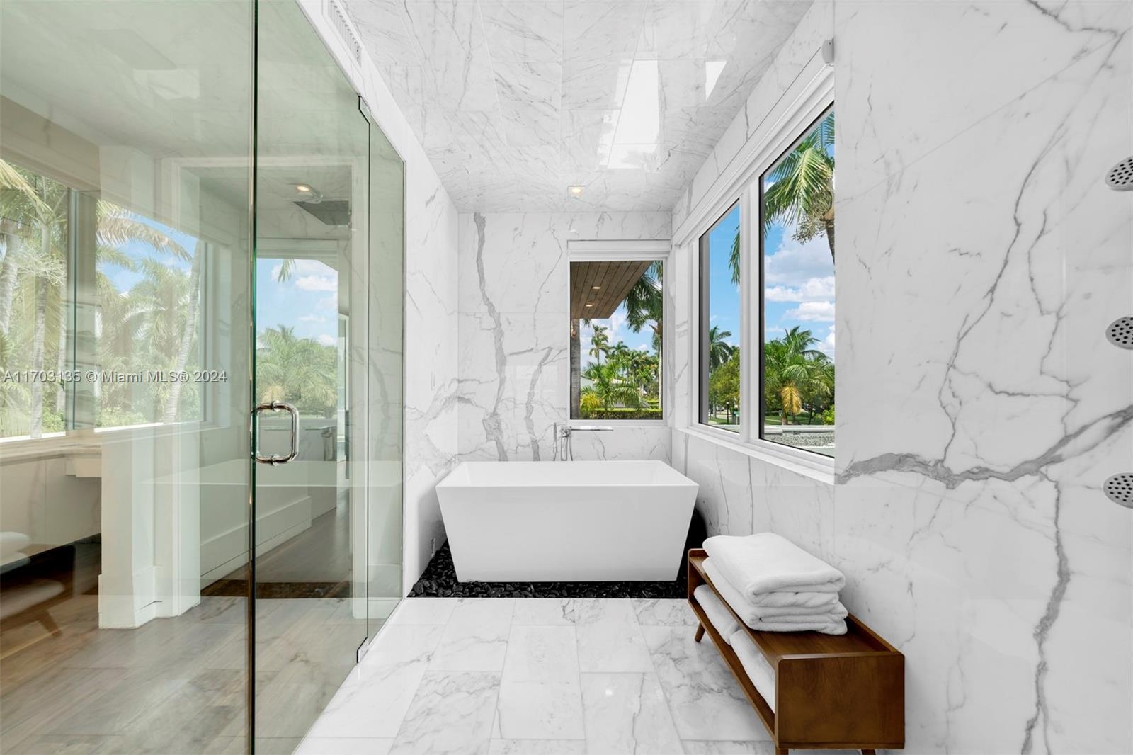 RIVO ALTO AMD - Residential