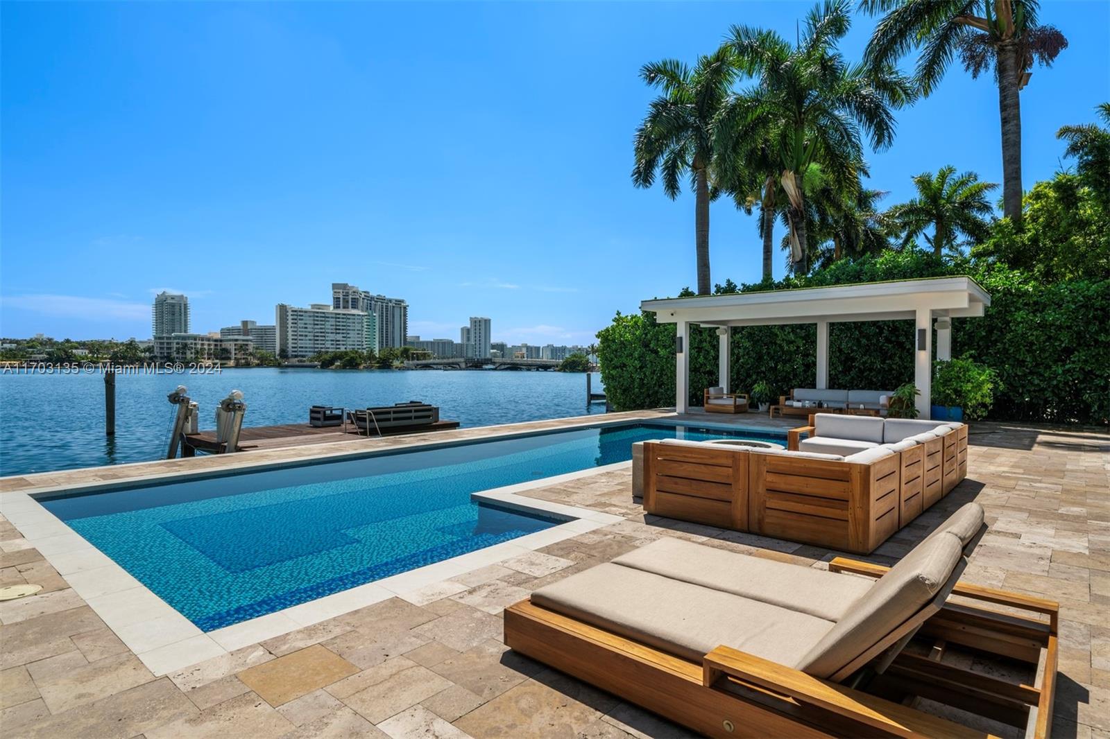 RIVO ALTO AMD - Residential
