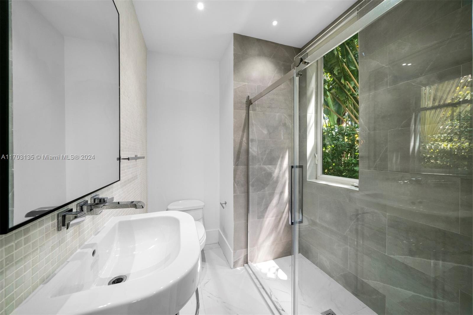 RIVO ALTO AMD - Residential