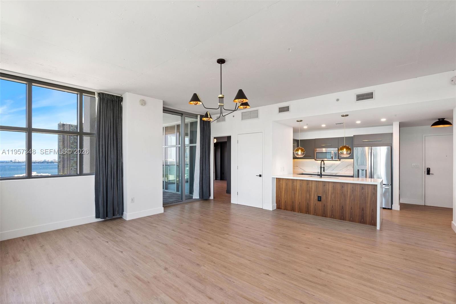 3301 NE 1st Ave H2215