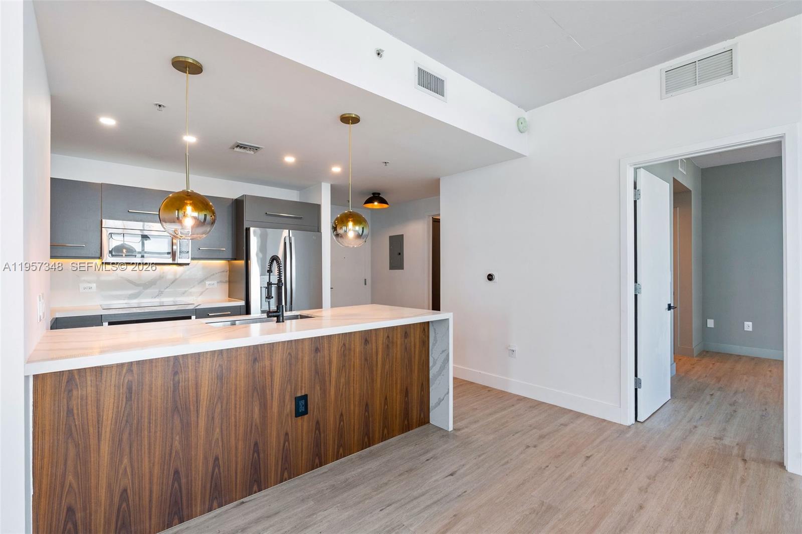 3301 NE 1st Ave H2215