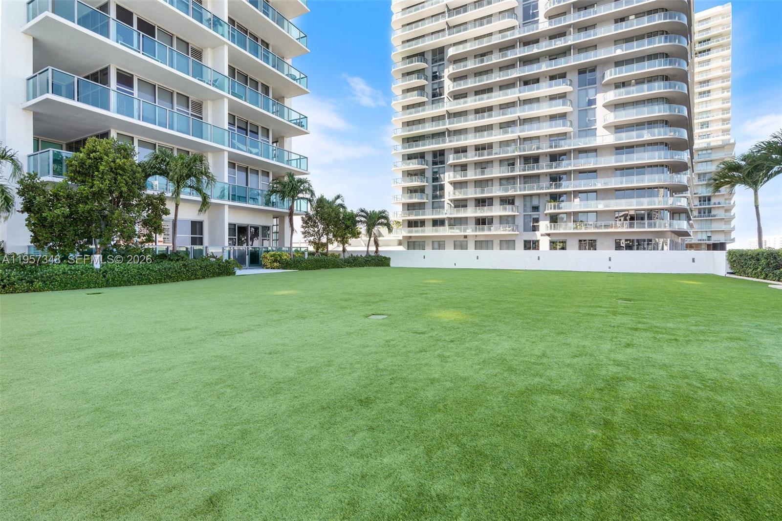 FOUR MIDTOWN MIAMI CONDO - Residential