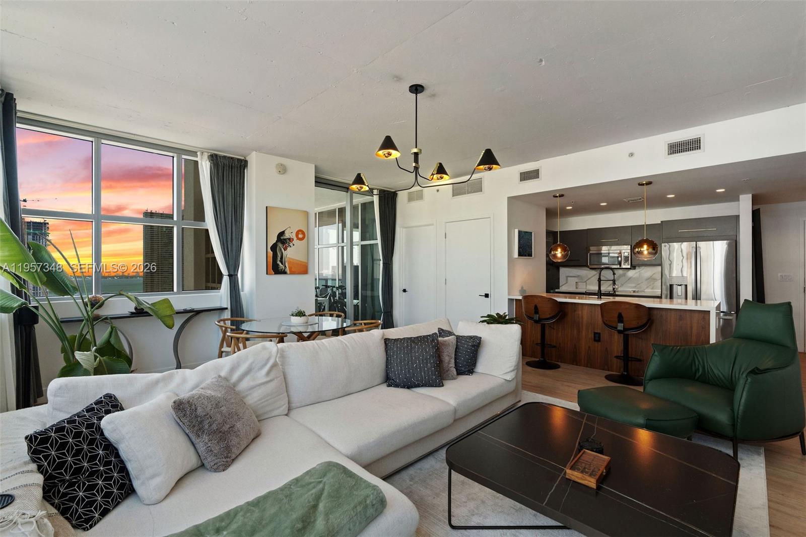 3301 NE 1st Ave H2215