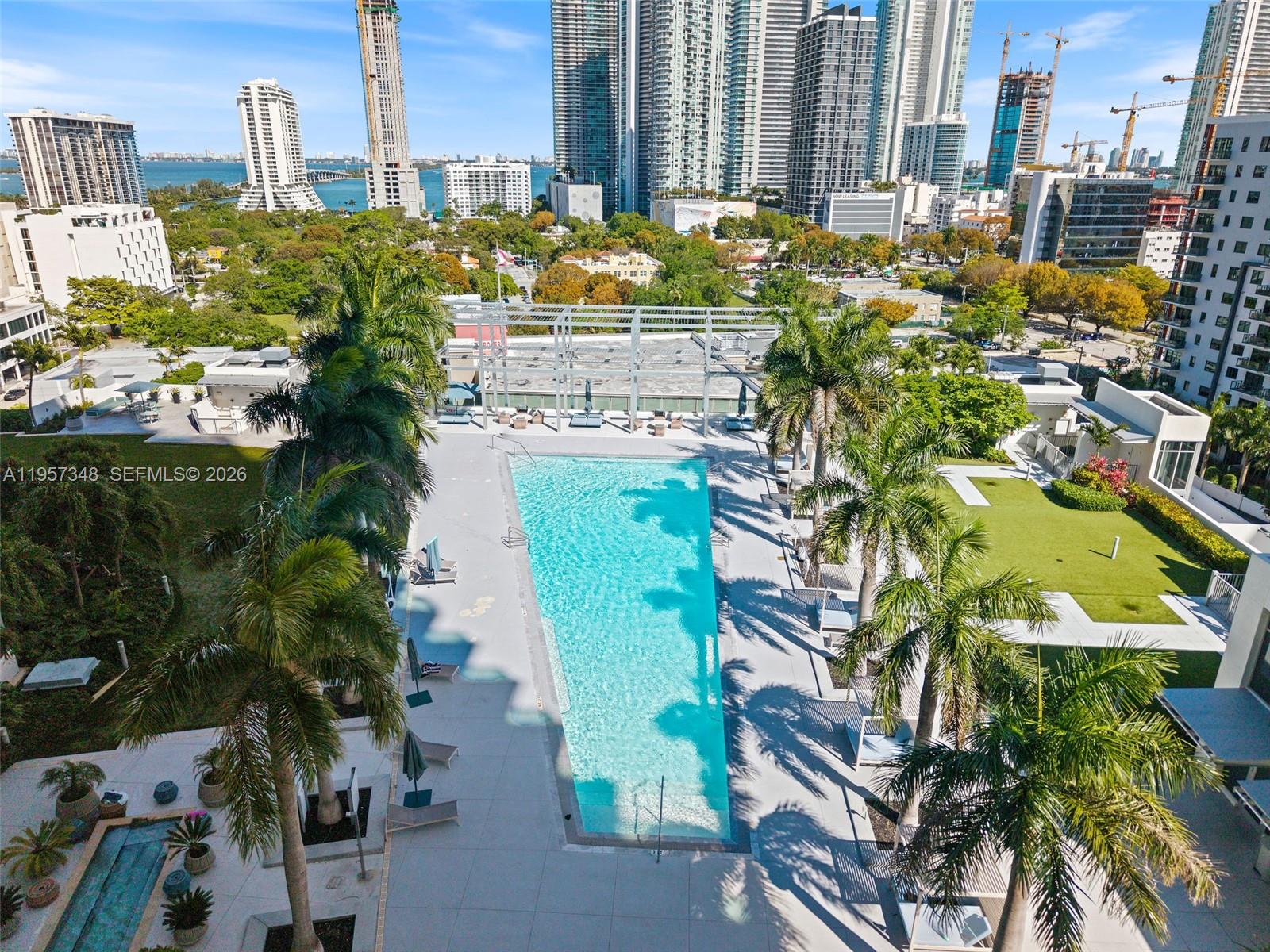 FOUR MIDTOWN MIAMI CONDO - Residential