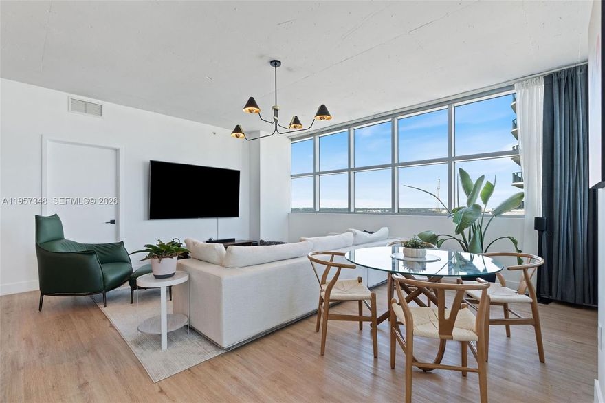 Welcome to the best line at 4Midtown! This FULLY RENOVATED corner unit offers 1,262 sq ft of modern living space with 2 bedrooms and 2 bathrooms. Enjoy stunning city and Biscayne Bay views through floor-to-ceiling windows, a wrap around balcony and a fully upgraded kitchen with top of the line appliances. Brand new AC unit just installed. Amenities include a pool deck, barbecue area, gym, steam room, sauna, 24 hour security and more.