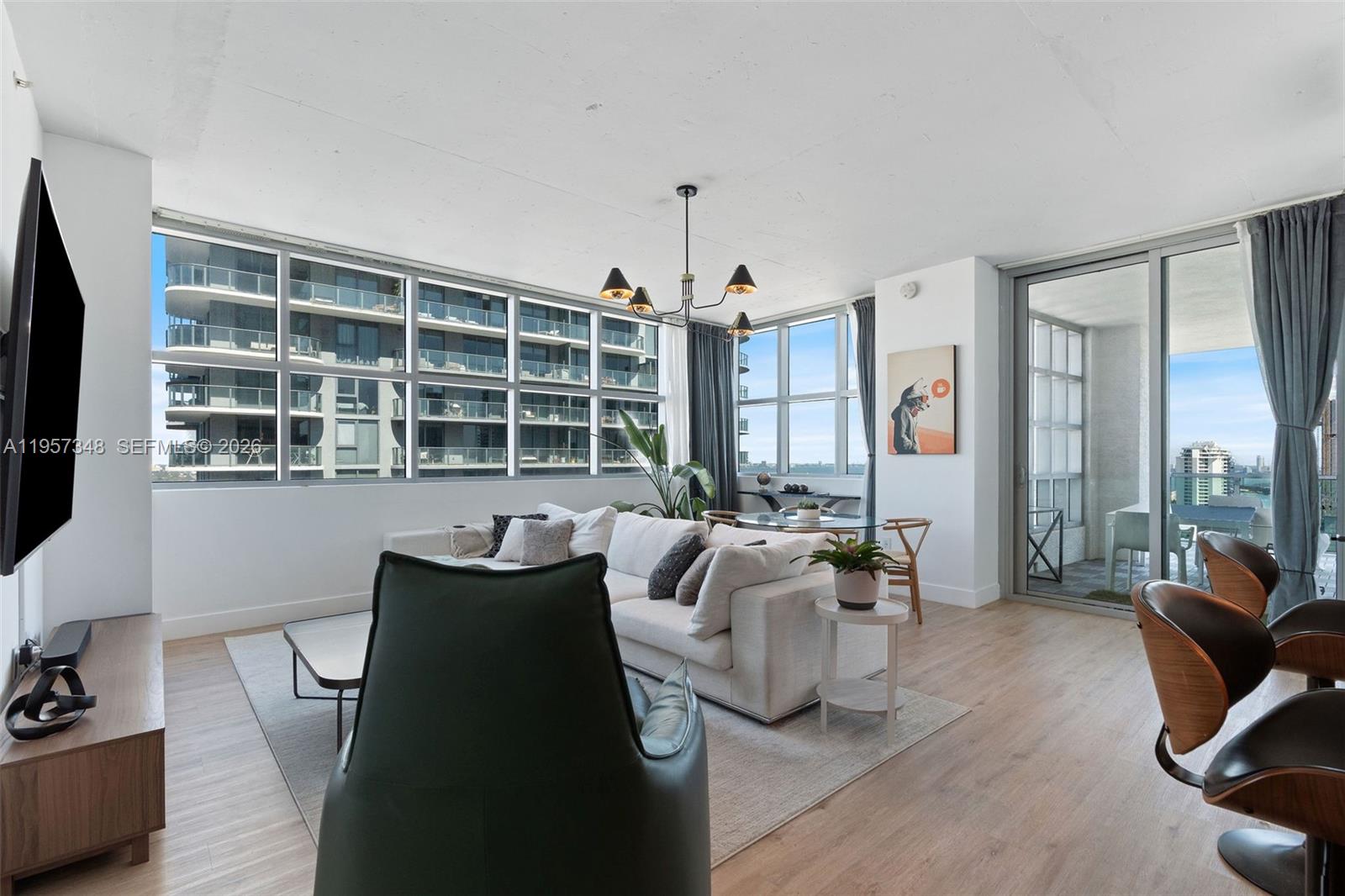 3301 NE 1st Ave H2215