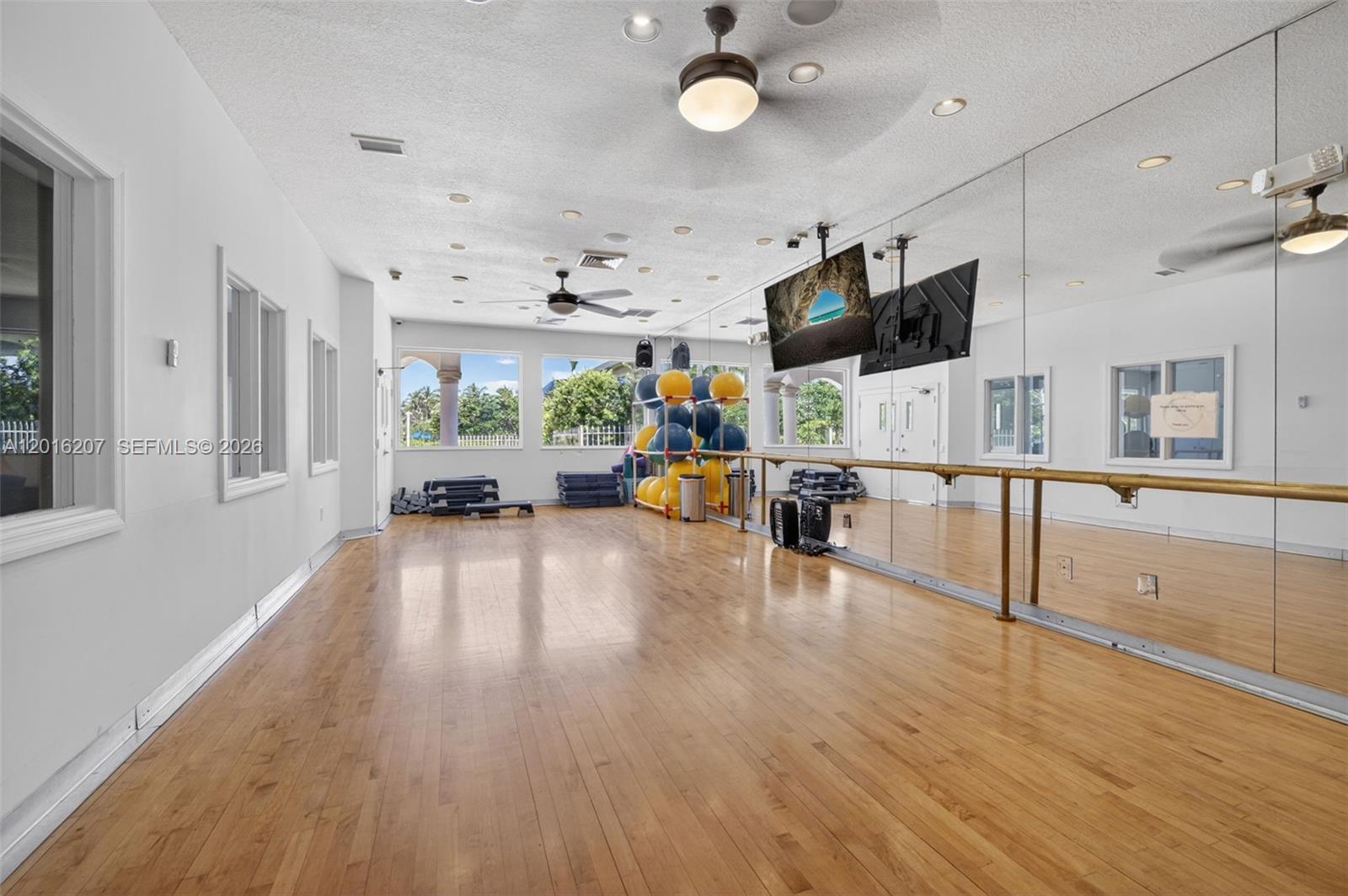 Pembroke Isles - Residential