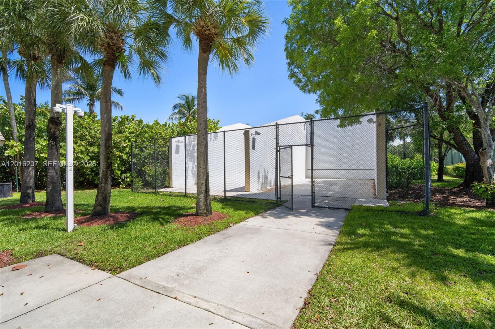 Pembroke Isles - Residential