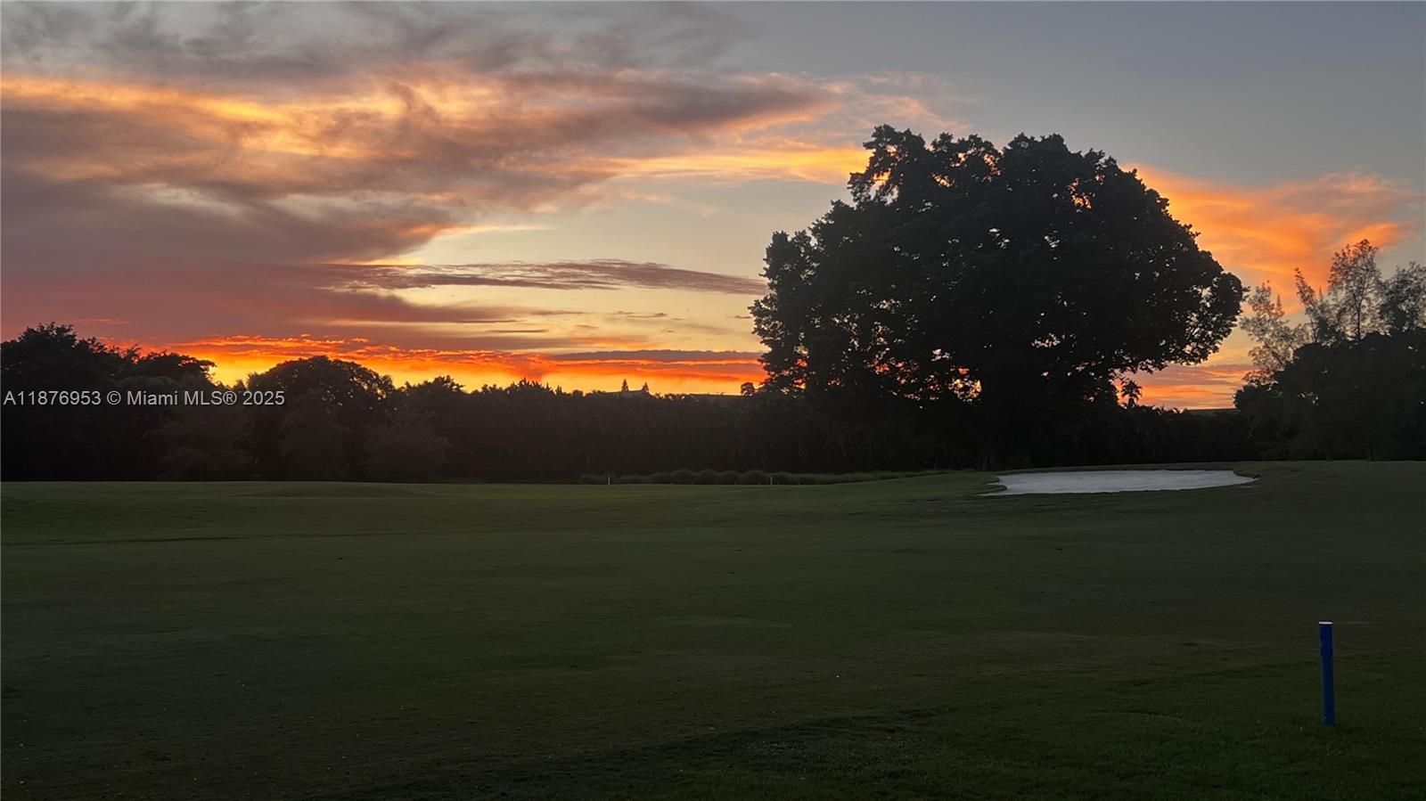 HOLLYBROOK GOLF AND - Residential