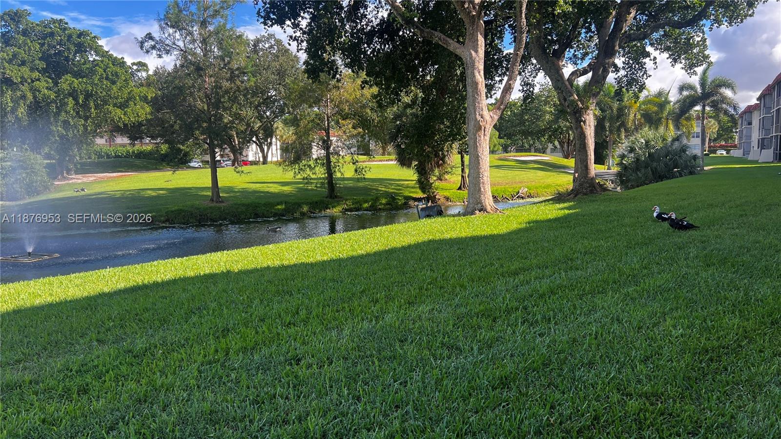 HOLLYBROOK GOLF AND - Residential