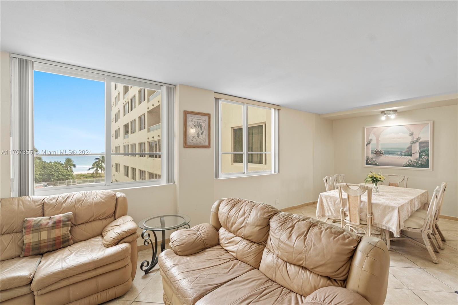 5005 Collins Ave 425
