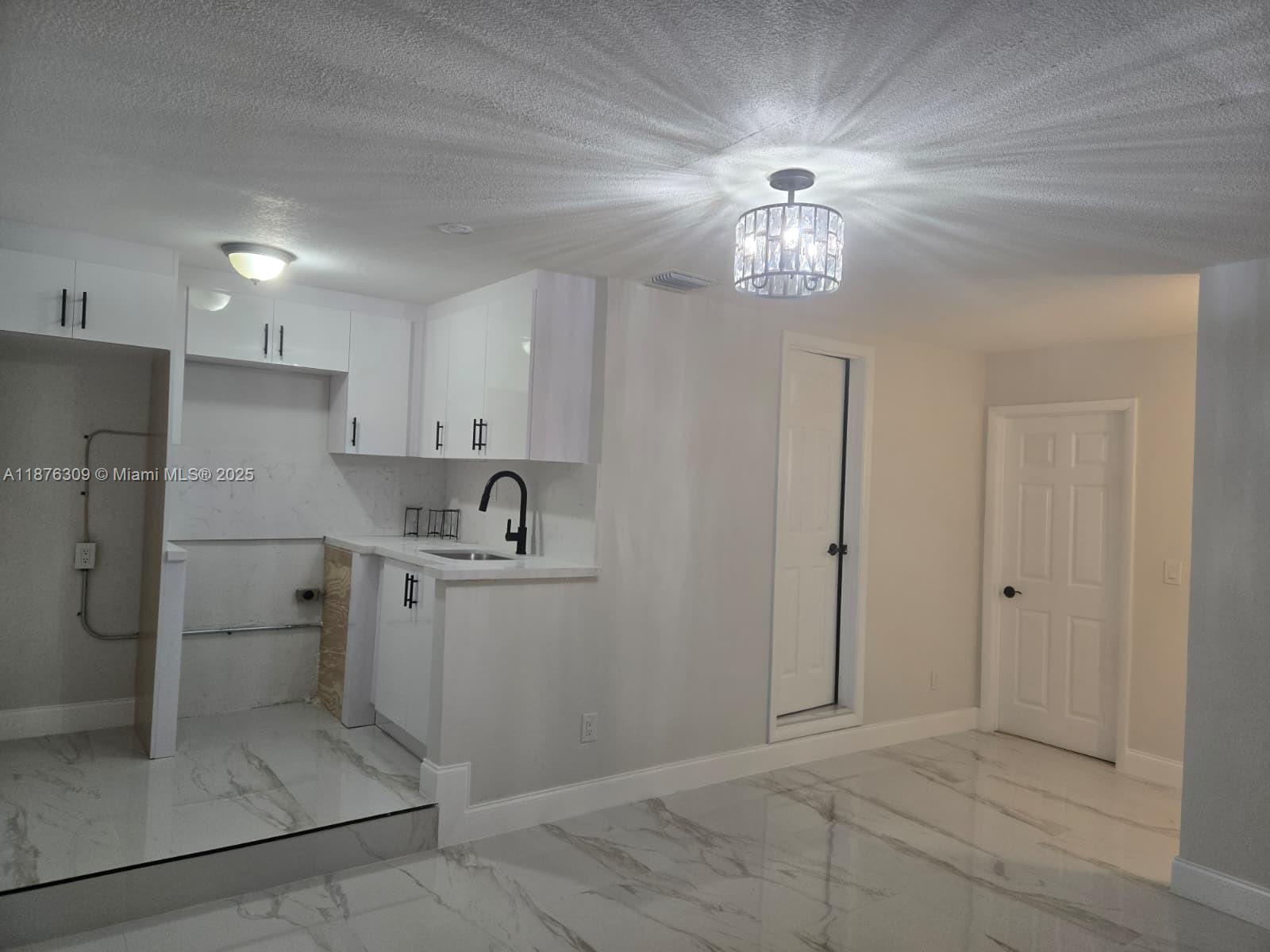 LINWOOD GARDENS NO 2 - Residential