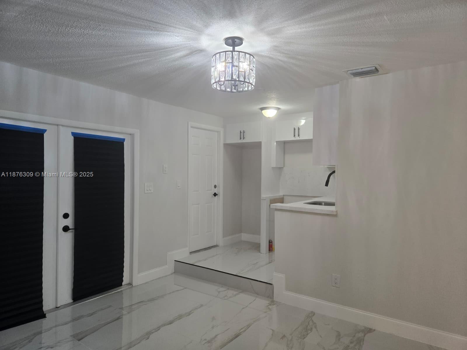 LINWOOD GARDENS NO 2 - Residential