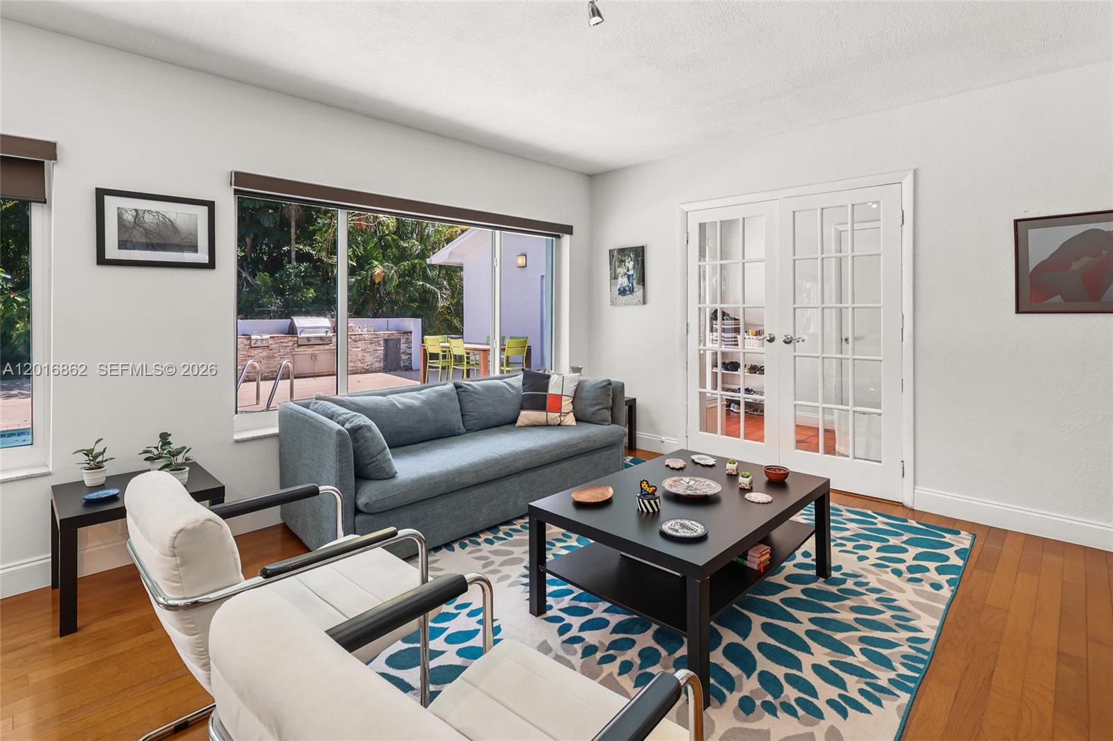 VILLAGE GROVE - Residential