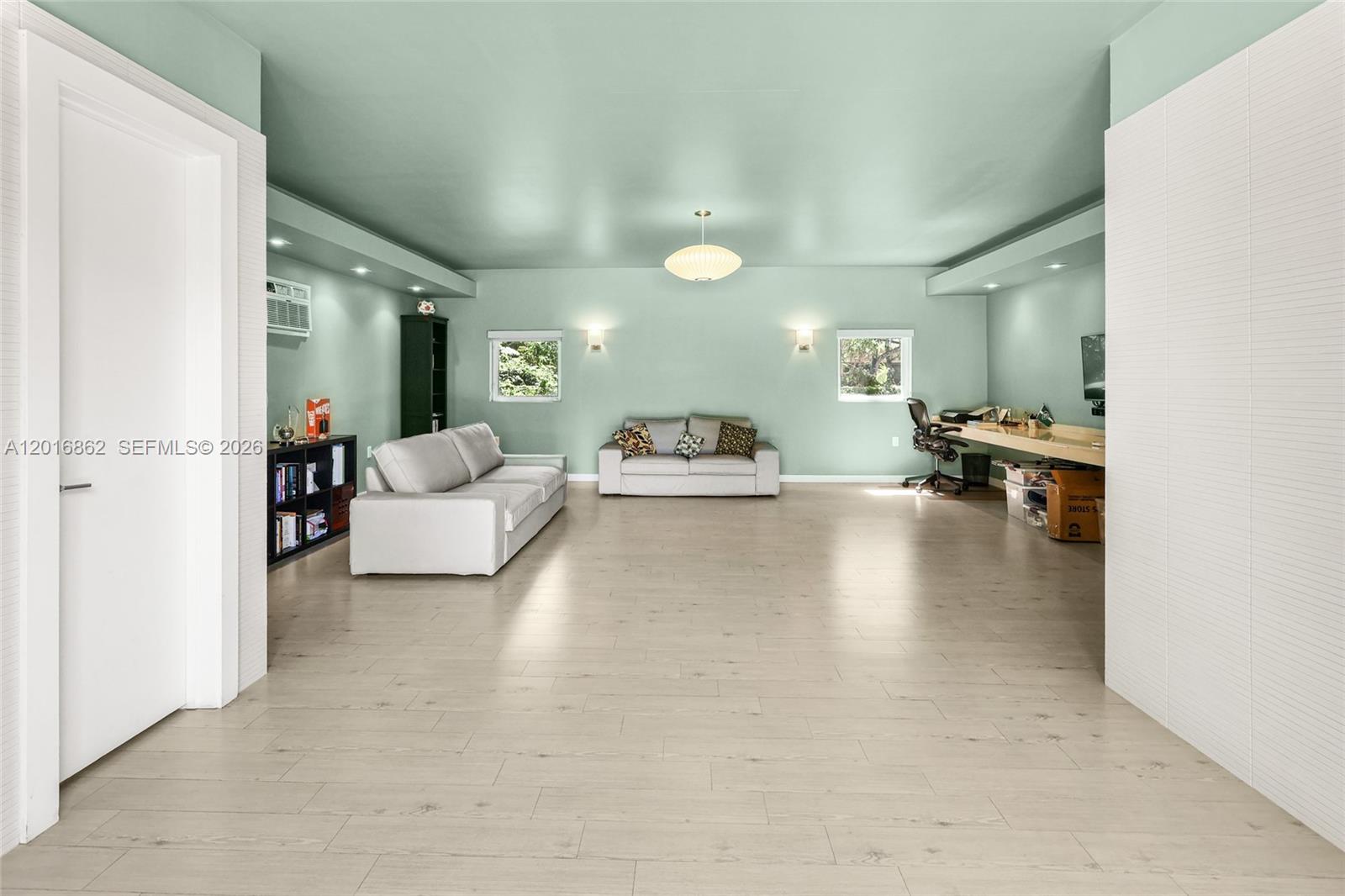 VILLAGE GROVE - Residential