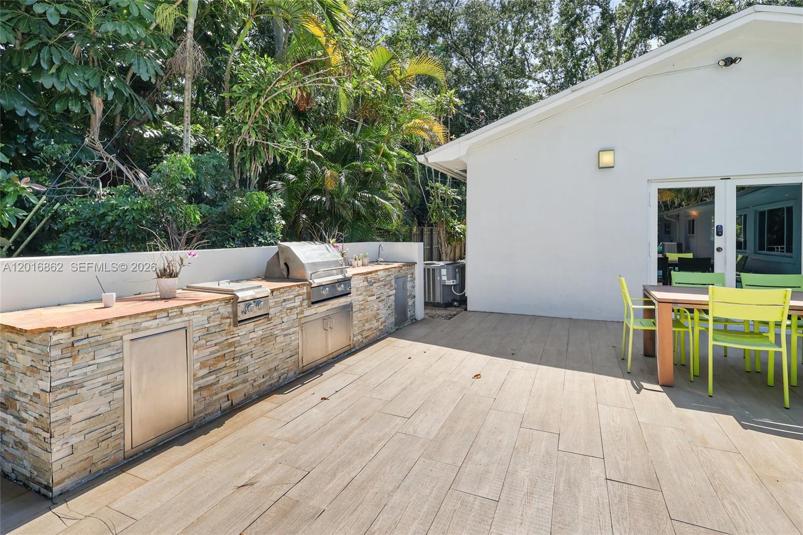 VILLAGE GROVE - Residential
