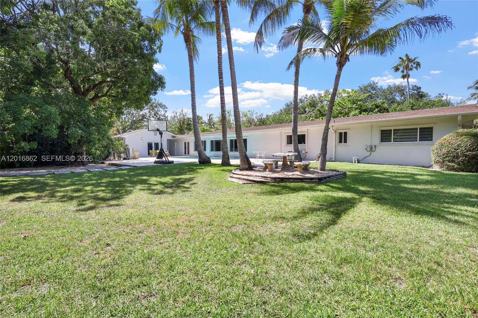 VILLAGE GROVE - Residential