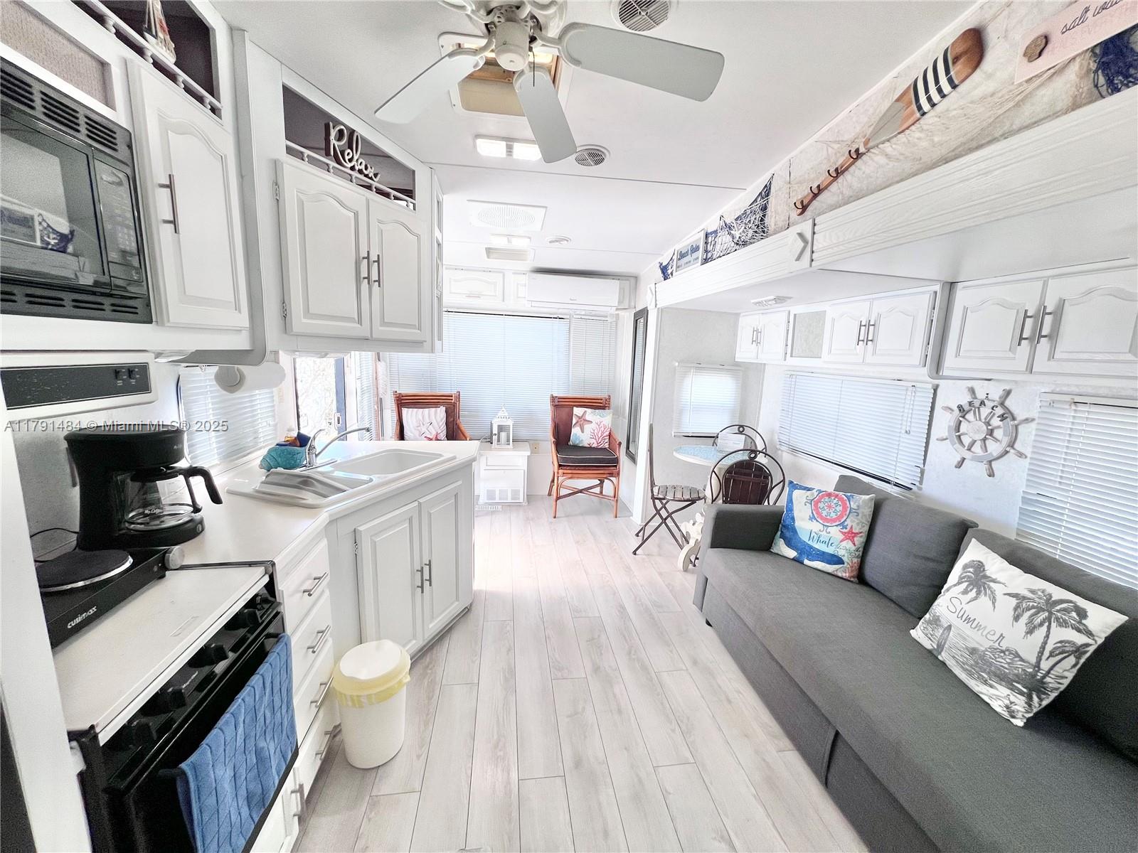 CALUSA CAMPGROUND - Land