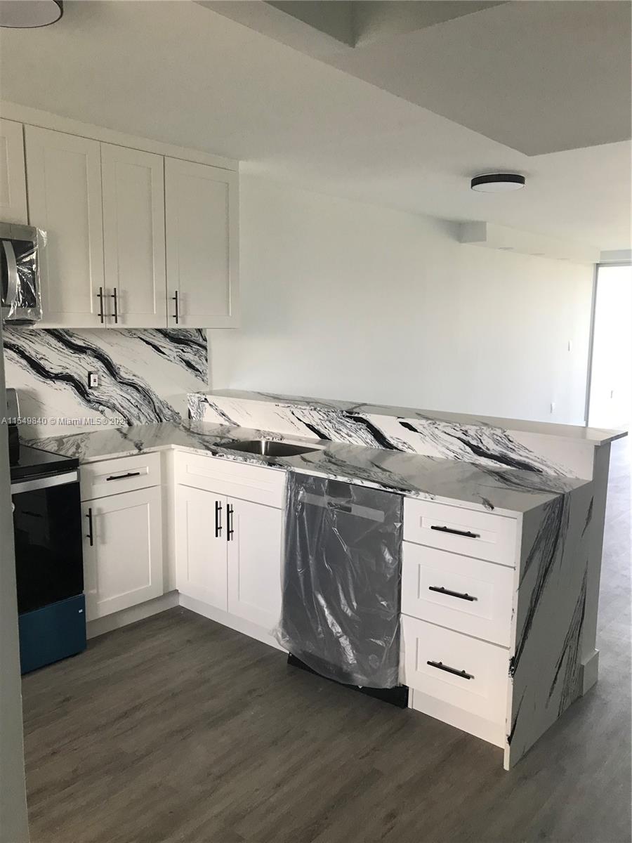 JADE WINDS GROUP - - Residential
