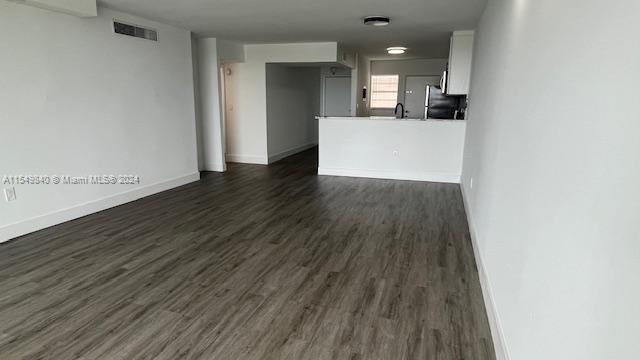 JADE WINDS GROUP - - Residential