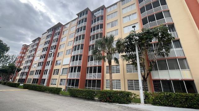 JADE WINDS GROUP - - Residential