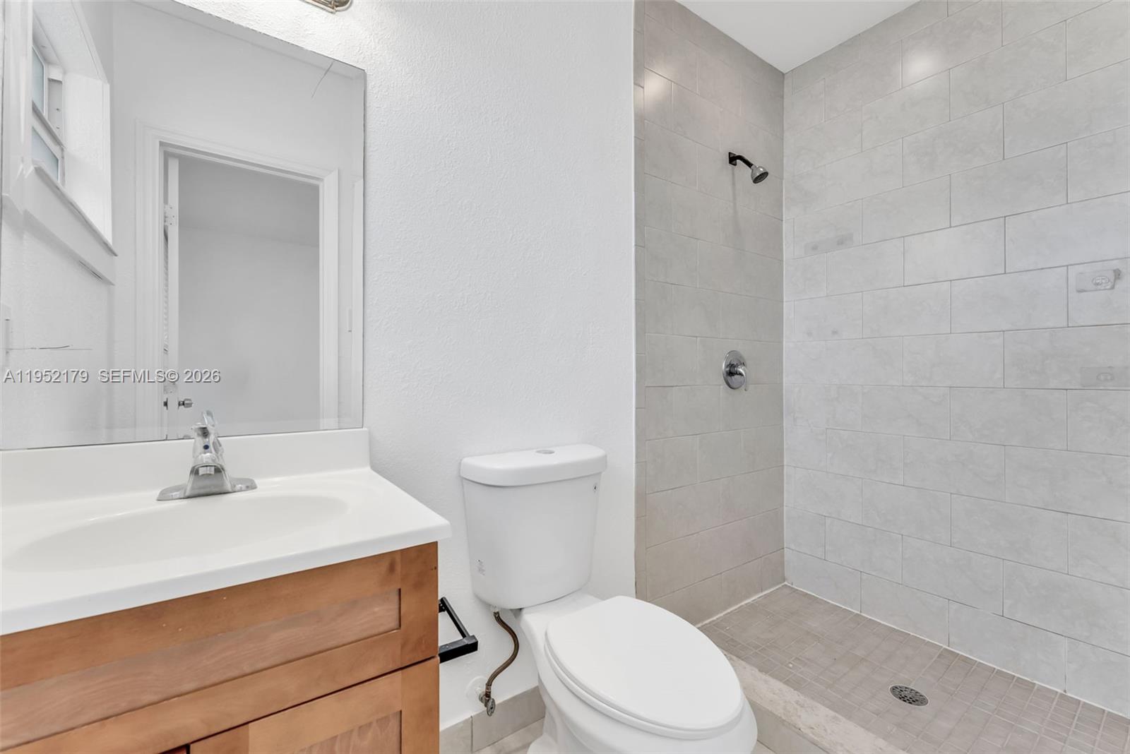 FLEETWOOD GARDENS SEC 1 - Residential Lease