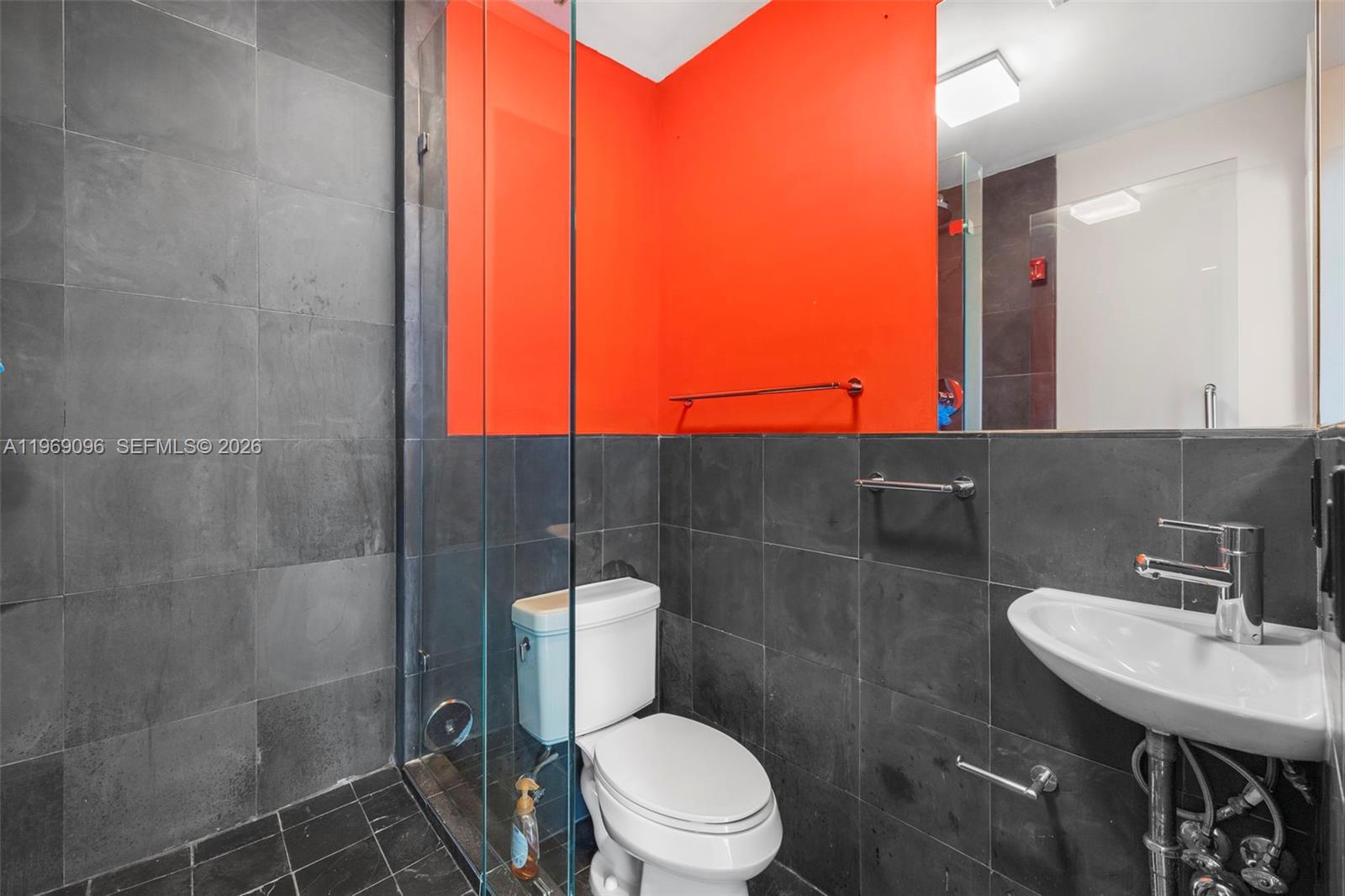 900 BISCAYNE BAY CONDO - Residential Lease