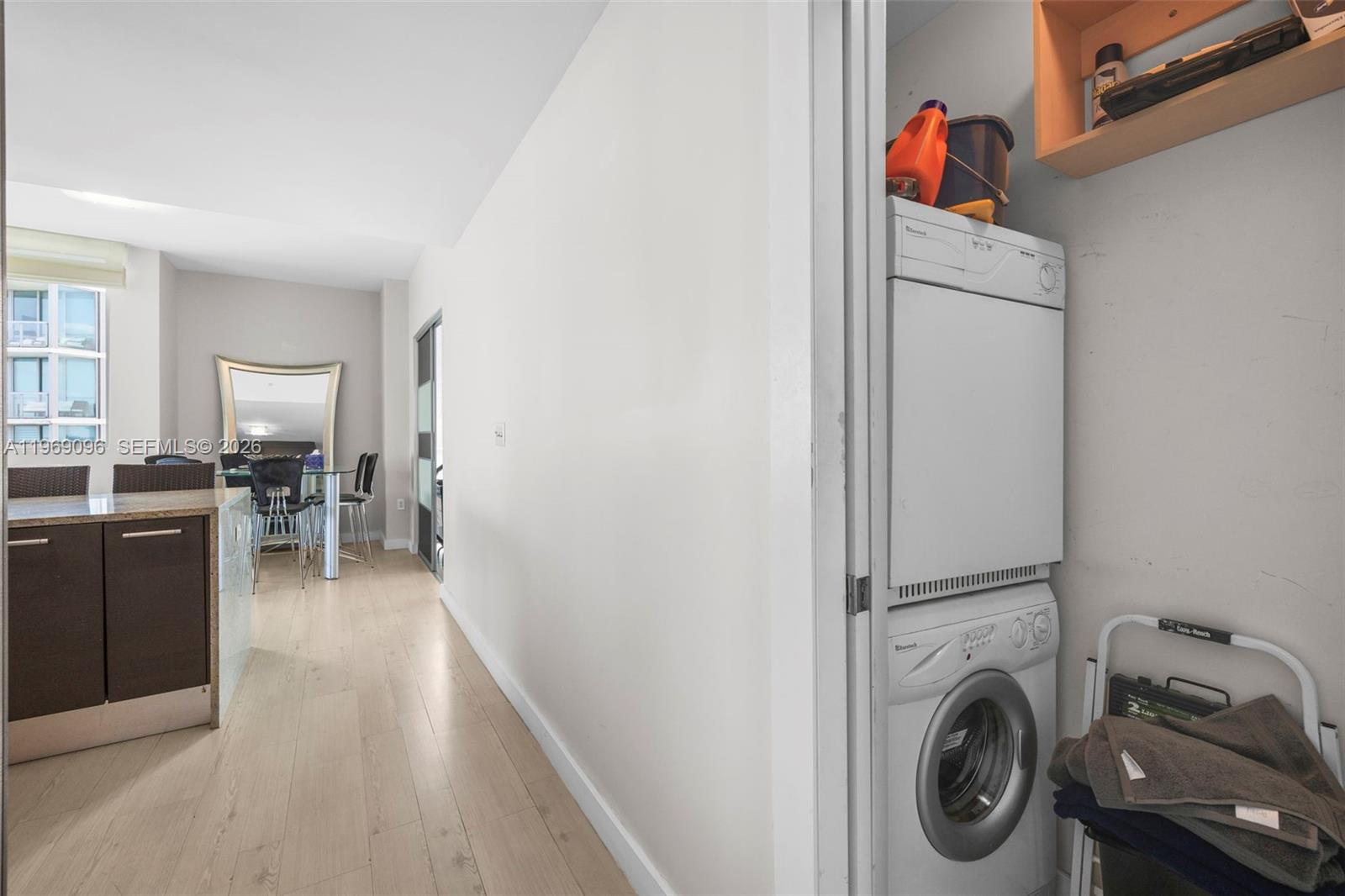 900 BISCAYNE BAY CONDO - Residential Lease