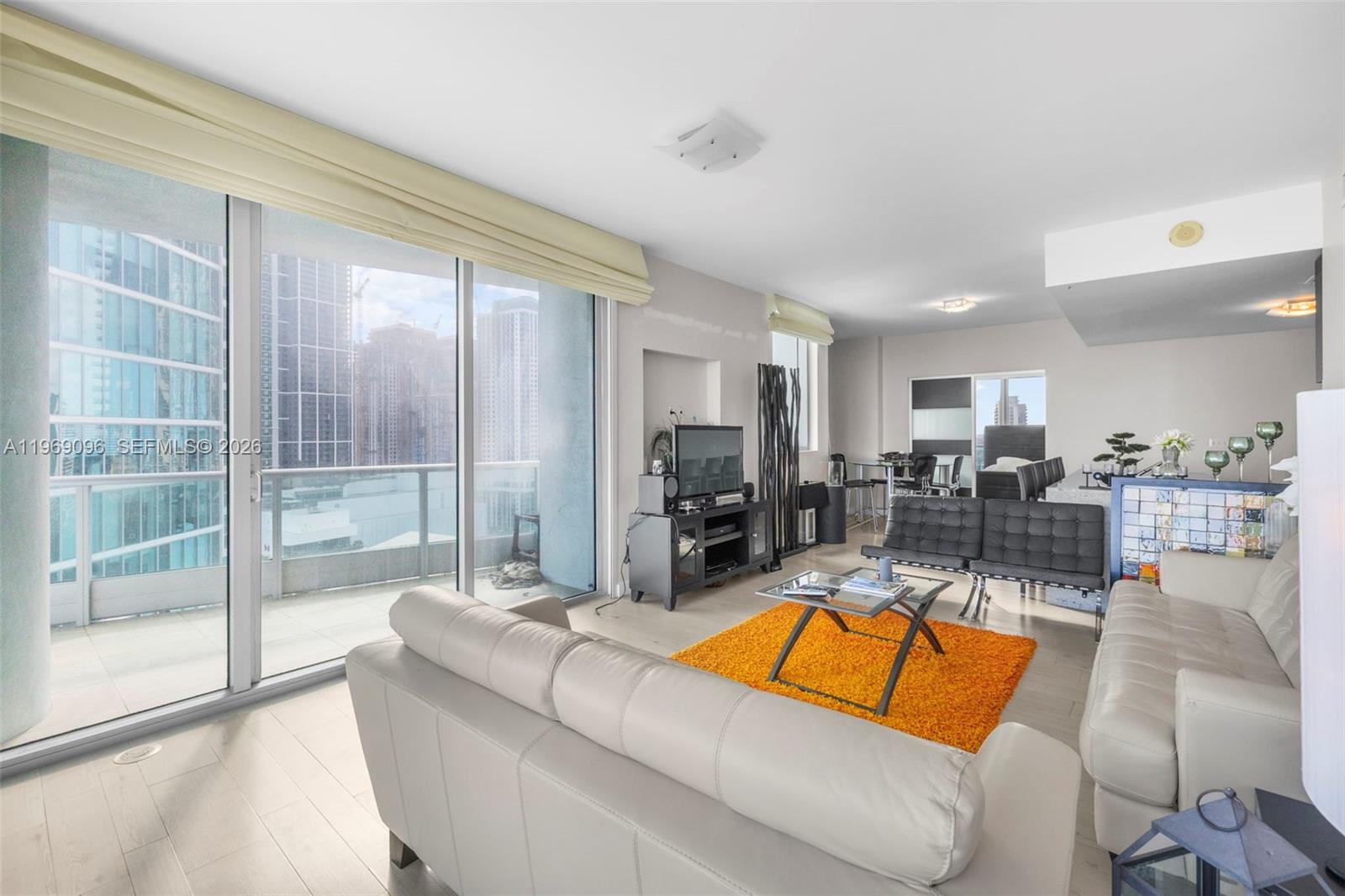 900 BISCAYNE BAY CONDO - Residential Lease